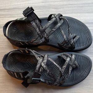 Chaco Women's ZX/2 Black/Gray Strap Sandals Size 6